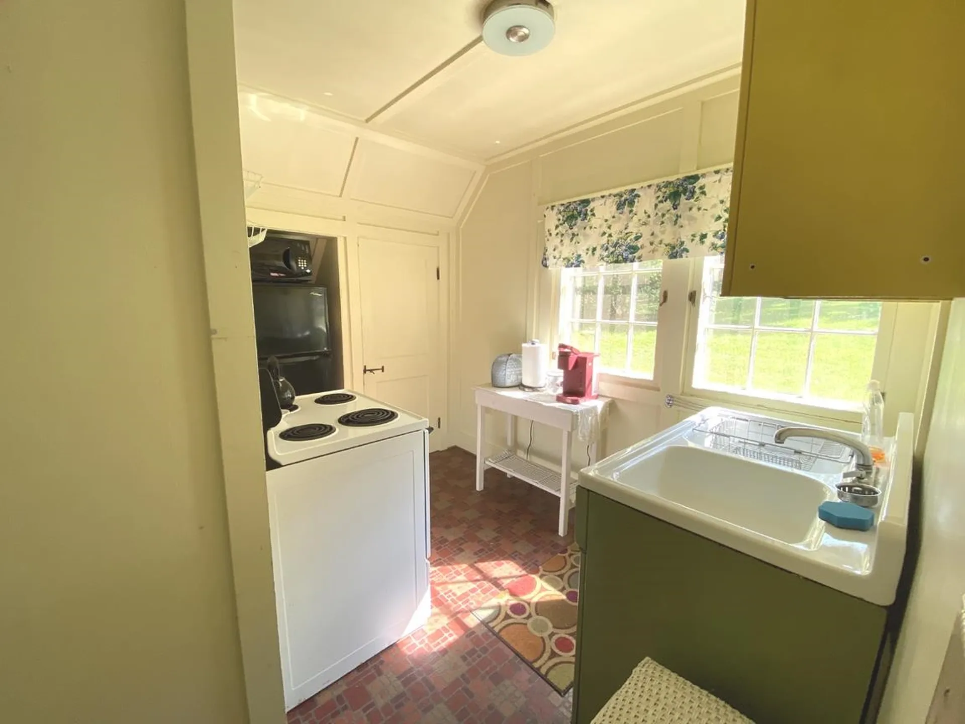 246 Whittemore Point Road Bridgewater NH 03222