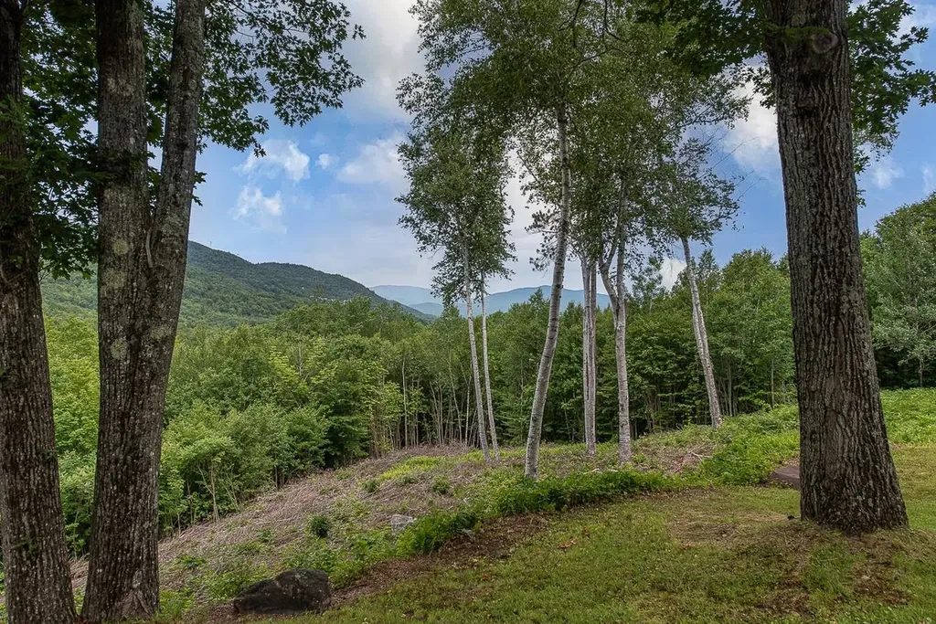 613 Mayhew Turnpike Plymouth NH 03264