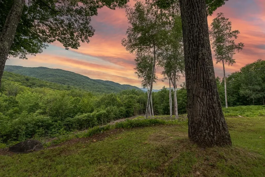 613 Mayhew Turnpike Plymouth NH 03264