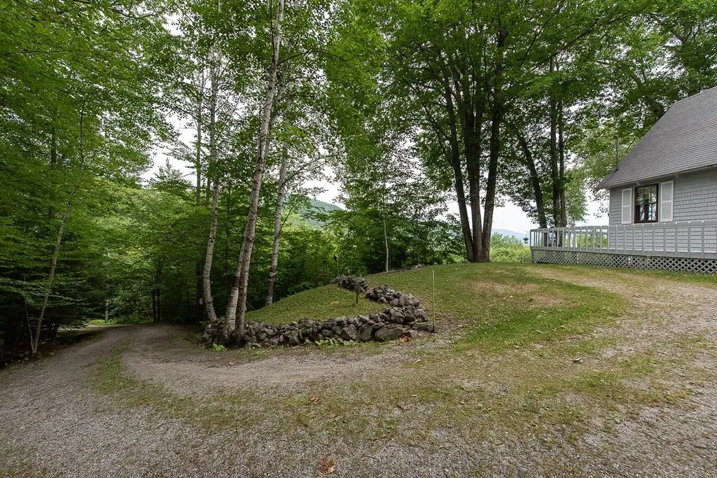 613 Mayhew Turnpike Plymouth NH 03264