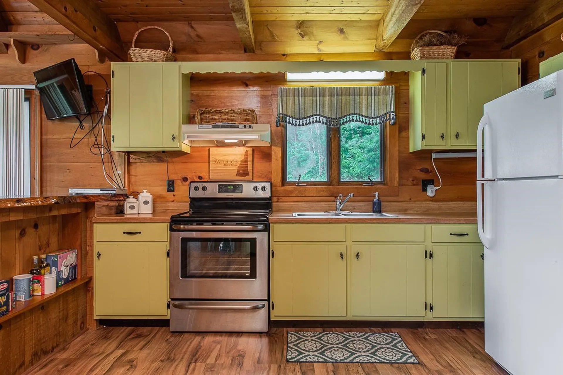 613 Mayhew Turnpike Plymouth NH 03264