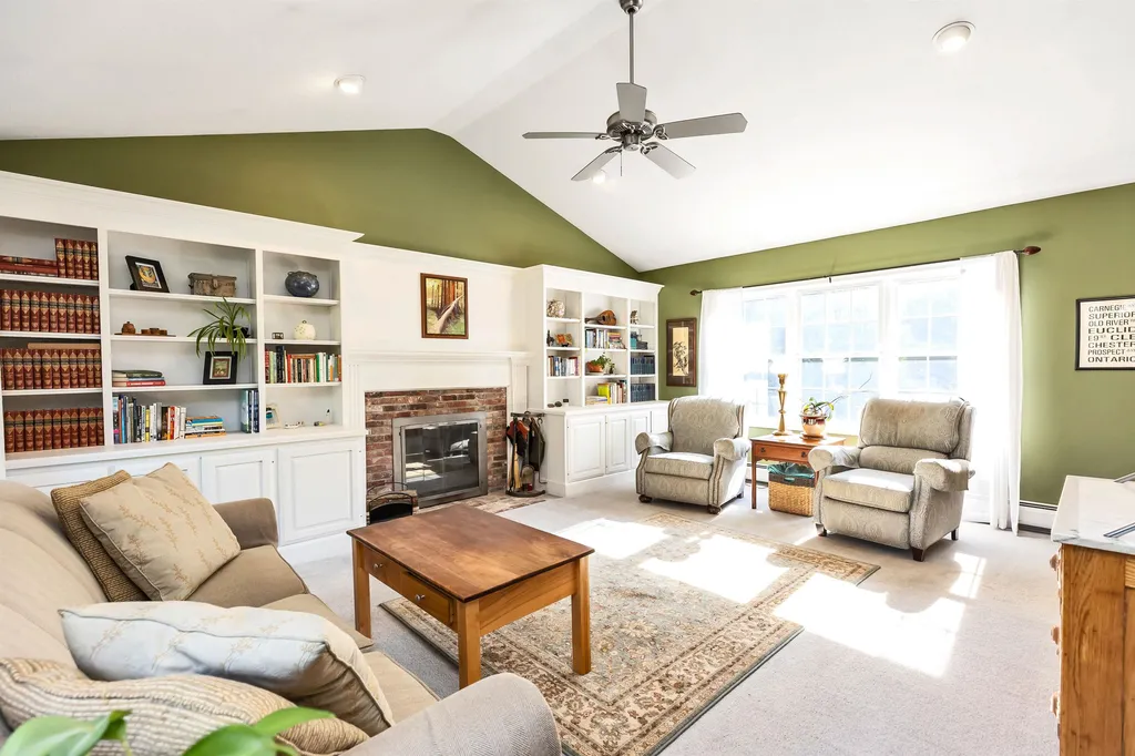 1 Chelsea Drive Bow NH 03304