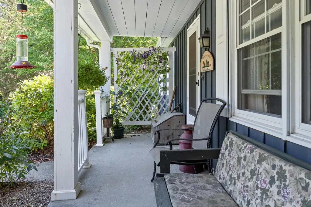 38 Country View Lane Arlington VT 05250