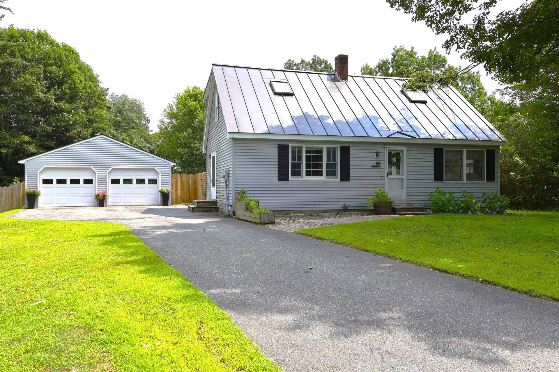 99 Davis Circle Hartford VT 05001
