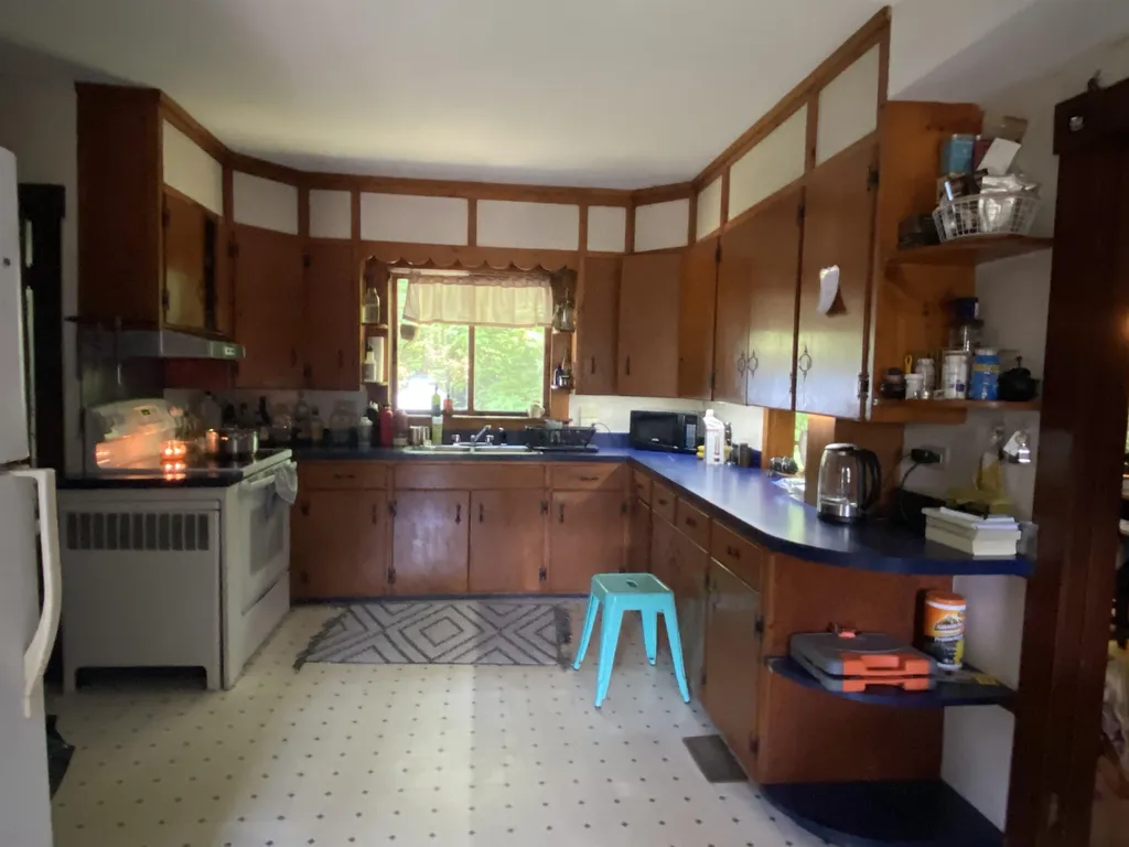397 N. Windsor Street Royalton VT 05068