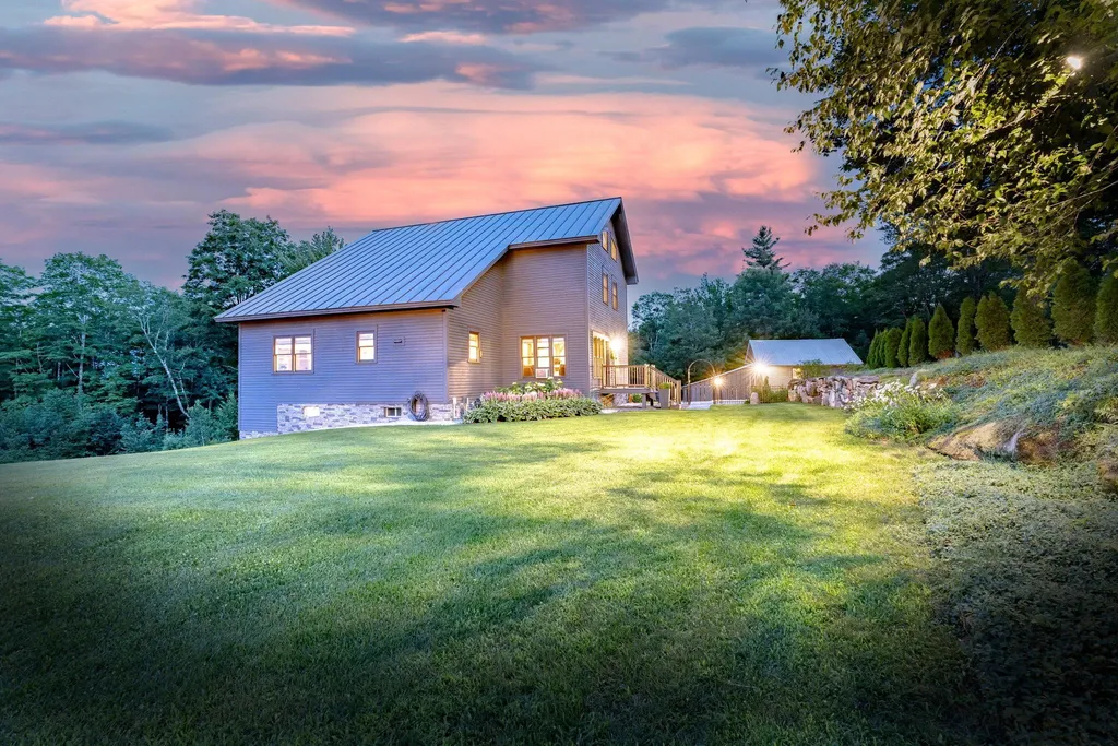412 North County Road Groton VT 05046
