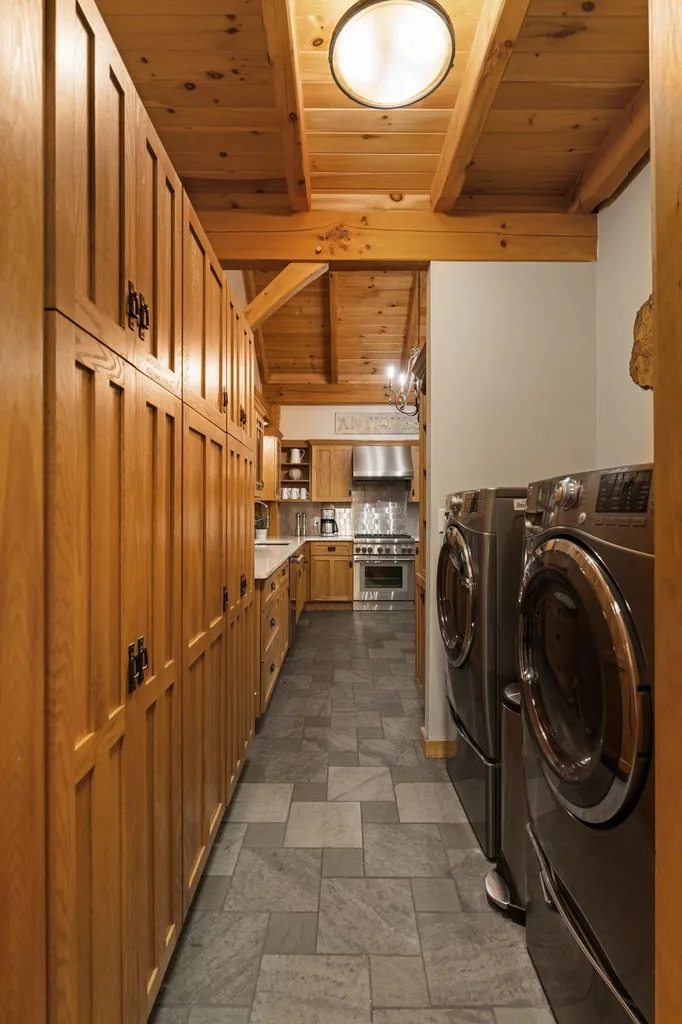 412 North County Road Groton VT 05046
