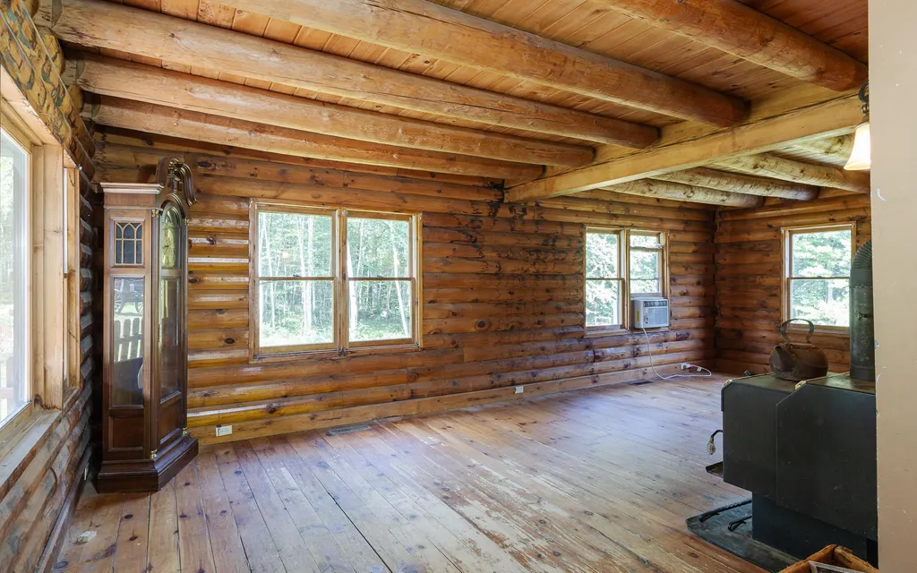 180 Grouse Road Charlestown NH 03603