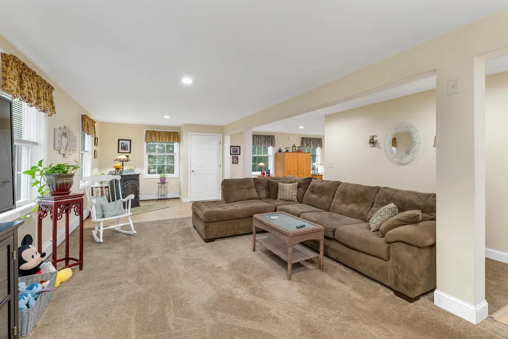 141 NE Pond Road Milton NH 03851