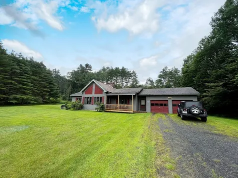 696 Creek Road Bethel VT 05032