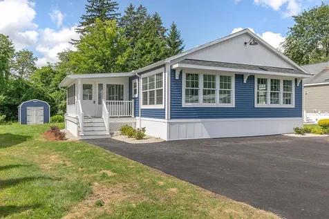 217 Mackerel Avenue Portsmouth NH 03801