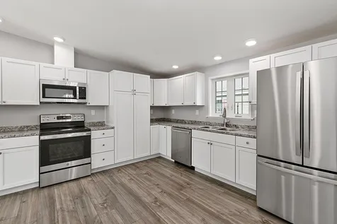 217 Mackerel Avenue Portsmouth NH 03801