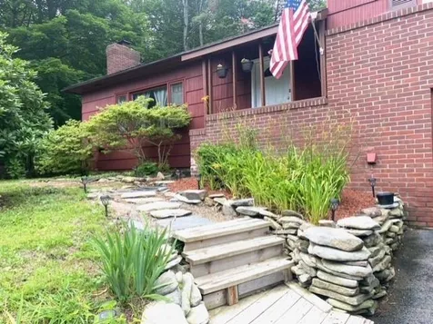 6 Bailey Street Springfield VT 05156
