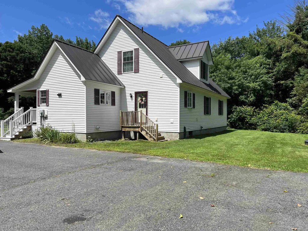24 N.river Road Walpole NH 03608