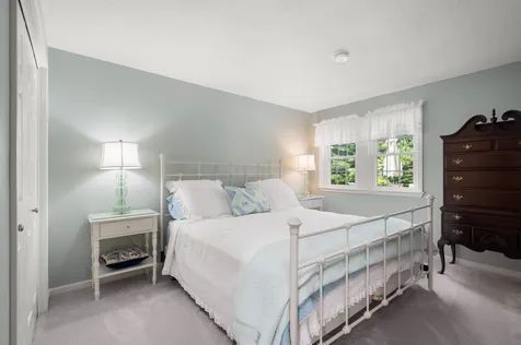 45 Freedom Lane Laconia NH 03246