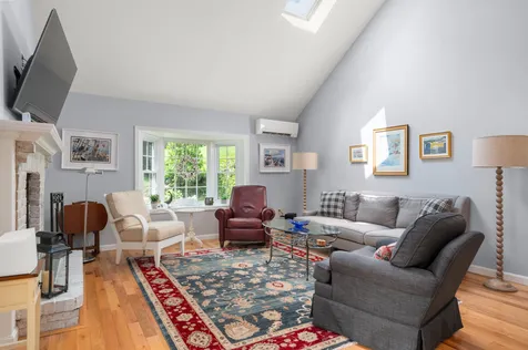 45 Freedom Lane Laconia NH 03246