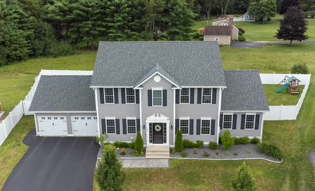 9 Harvest Court Merrimack NH 03054