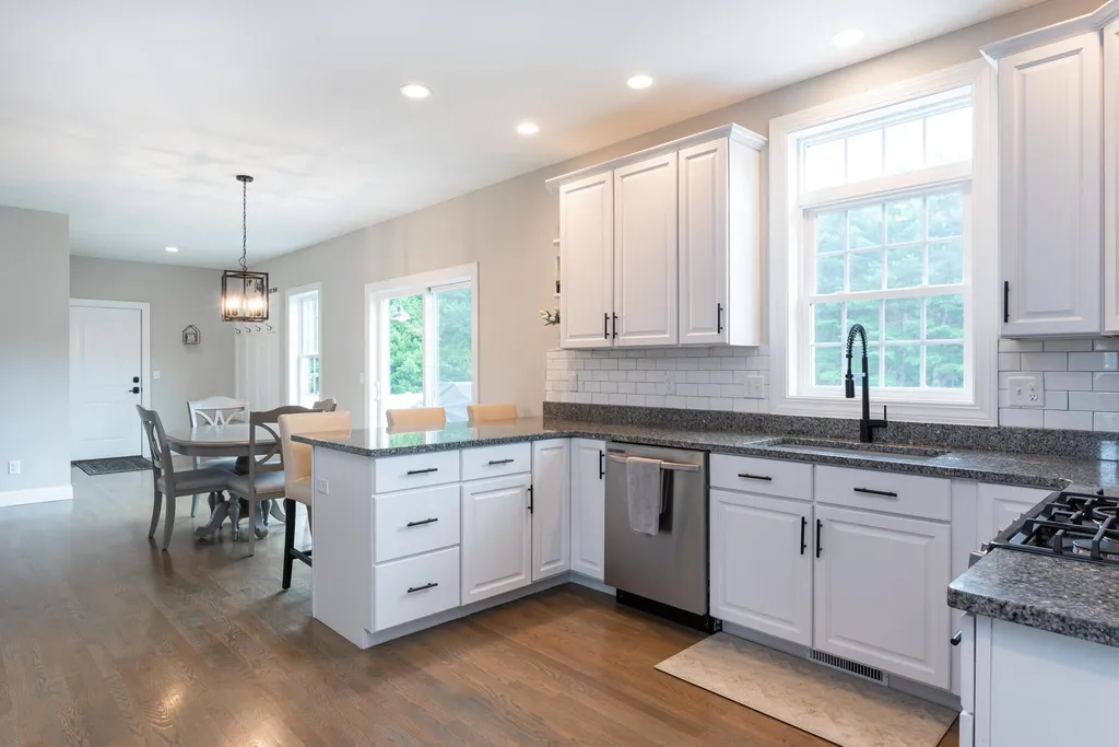 9 Harvest Court Merrimack NH 03054
