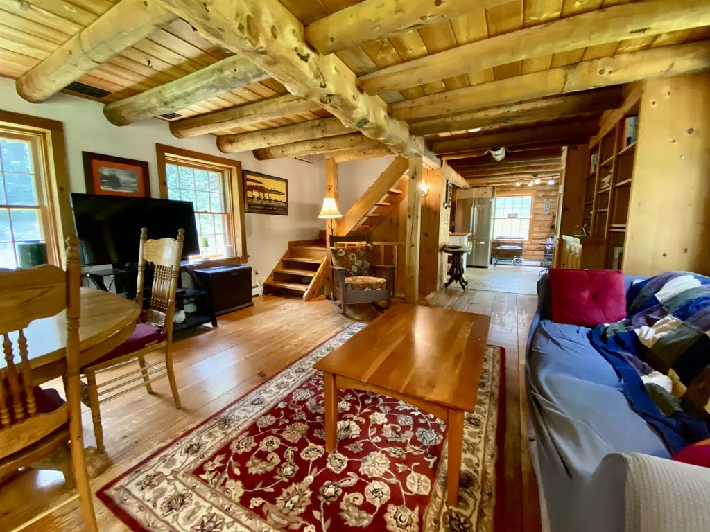 125 Brownsville Road Hartland VT 05048