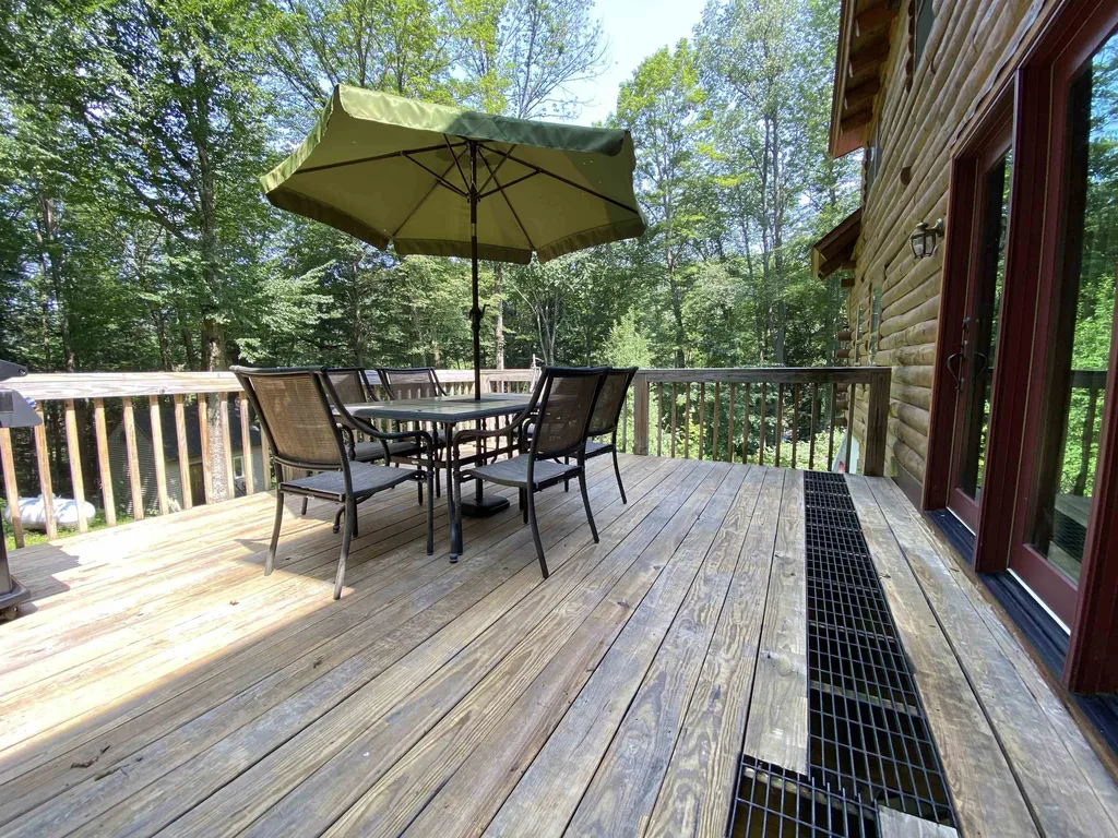 125 Brownsville Road Hartland VT 05048