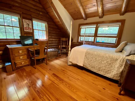125 Brownsville Road Hartland VT 05048
