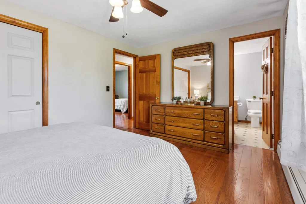 12 Constance Drive Londonderry NH 03053