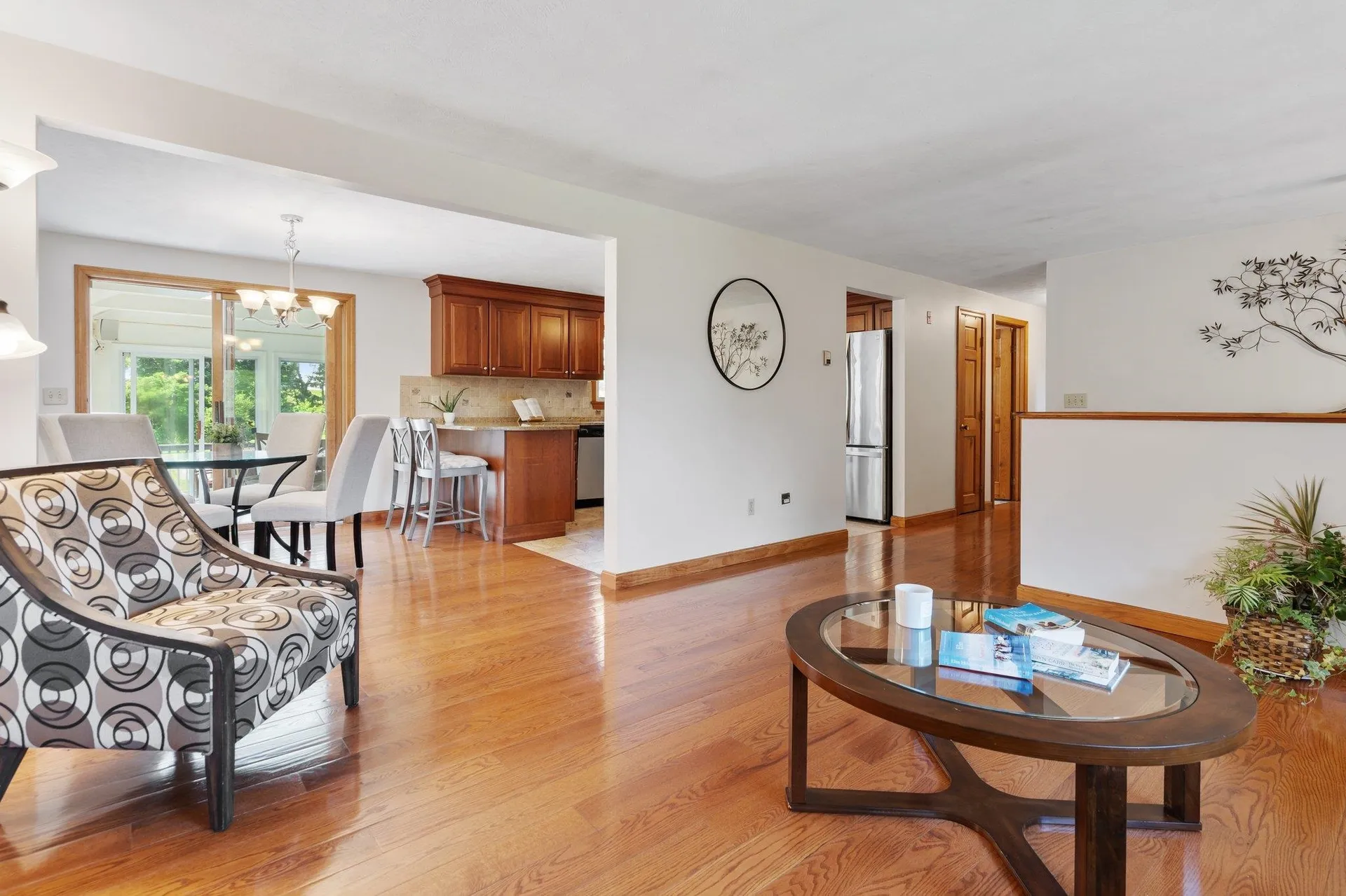 12 Constance Drive Londonderry NH 03053