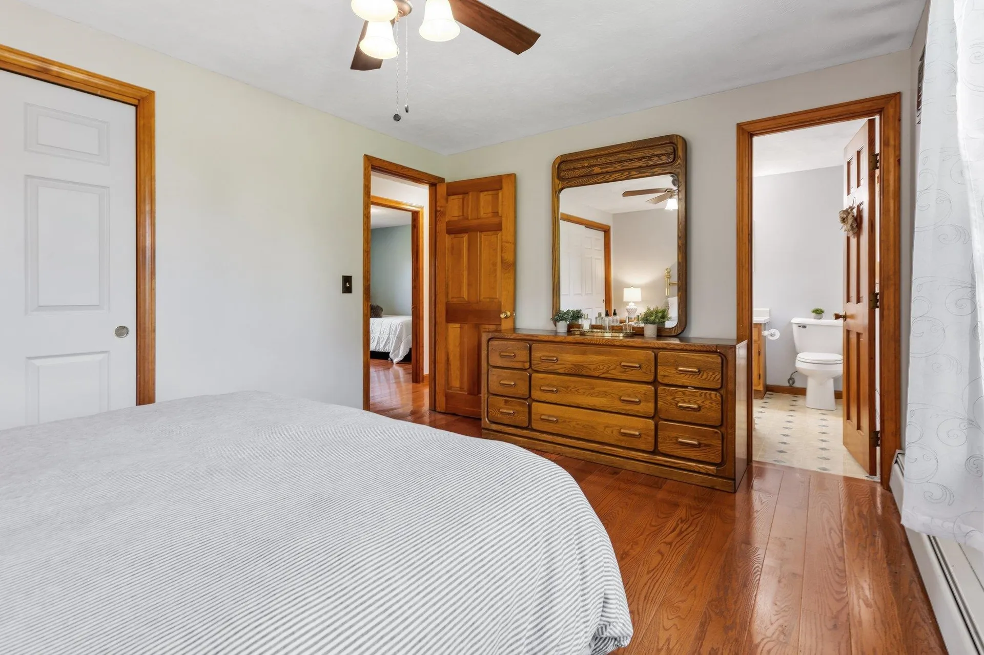 12 Constance Drive Londonderry NH 03053