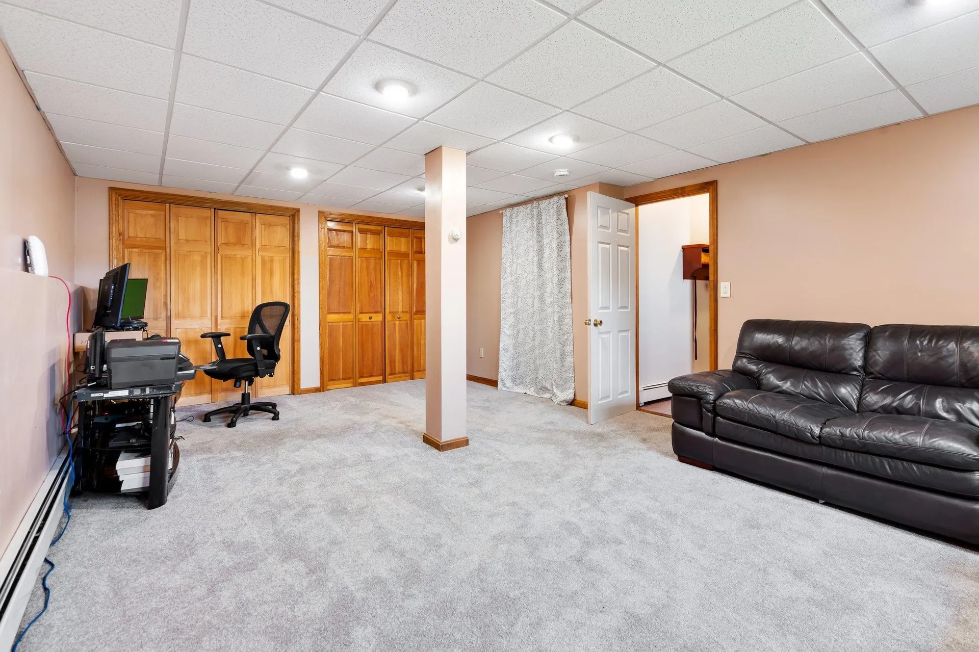 12 Constance Drive Londonderry NH 03053