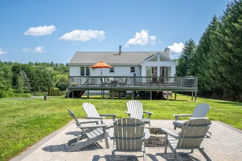 12 Constance Drive Londonderry NH 03053