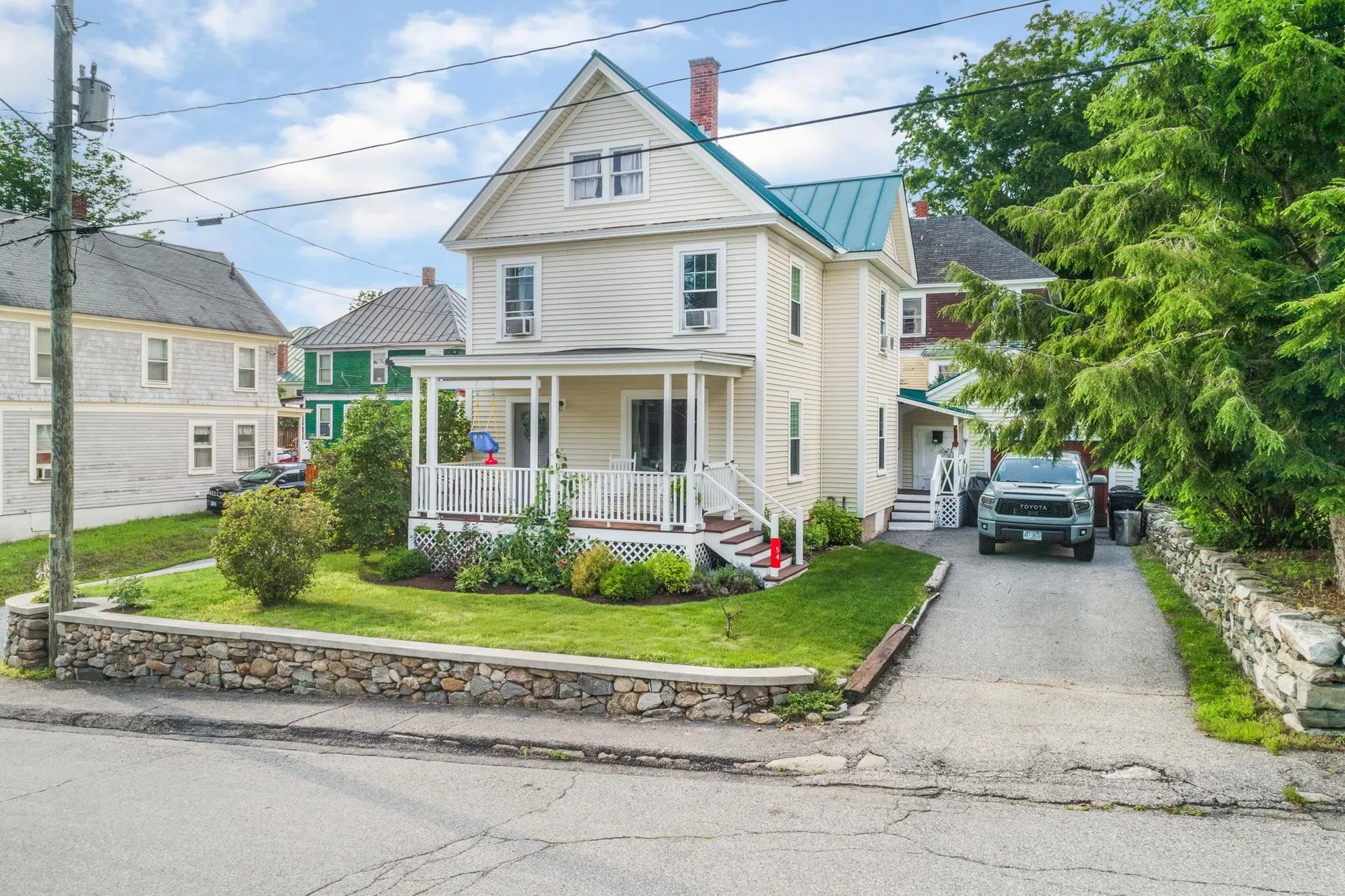 54 Church Street Newport NH 03773