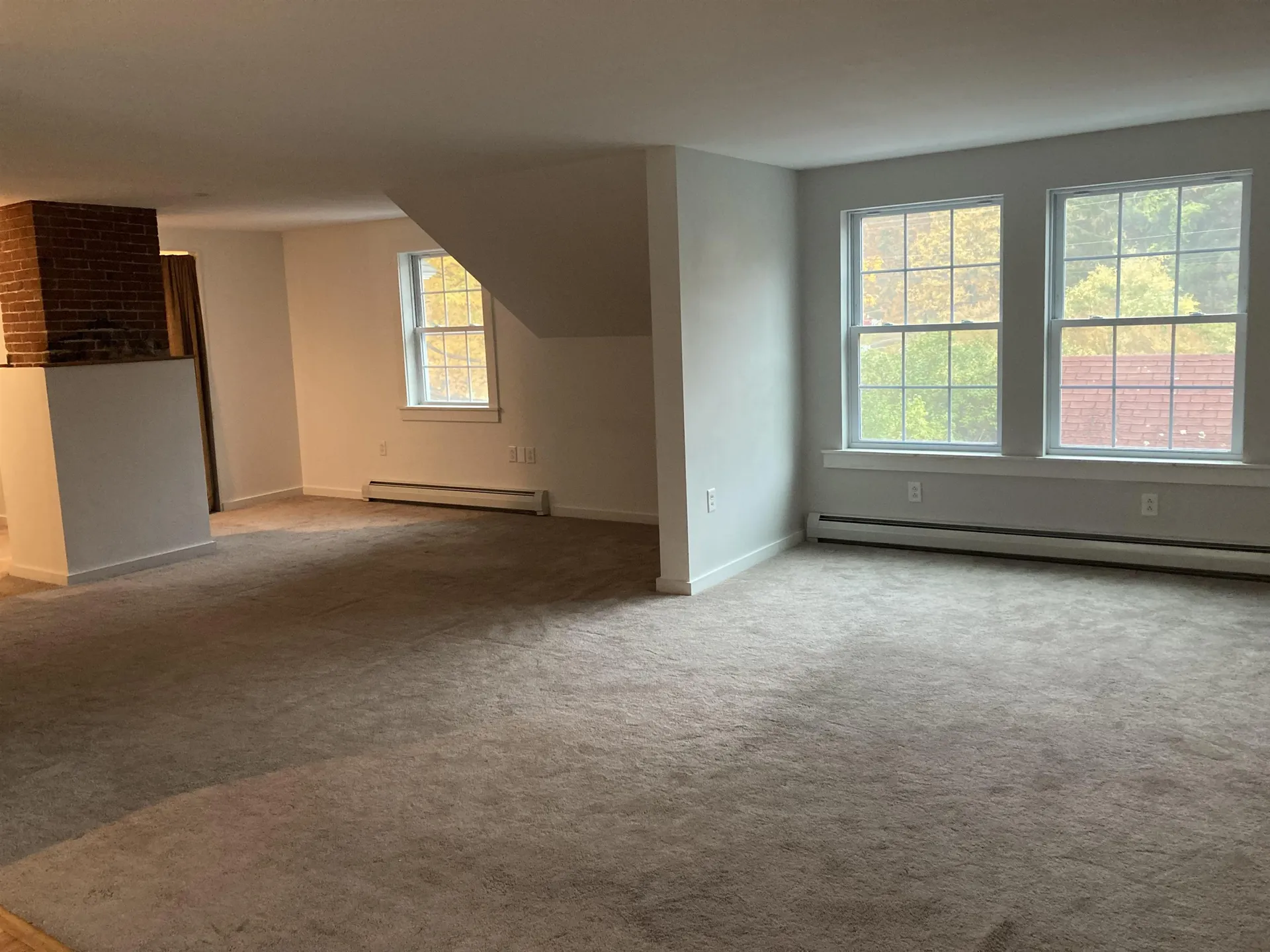 359 Pleasant Street Epping NH 03042