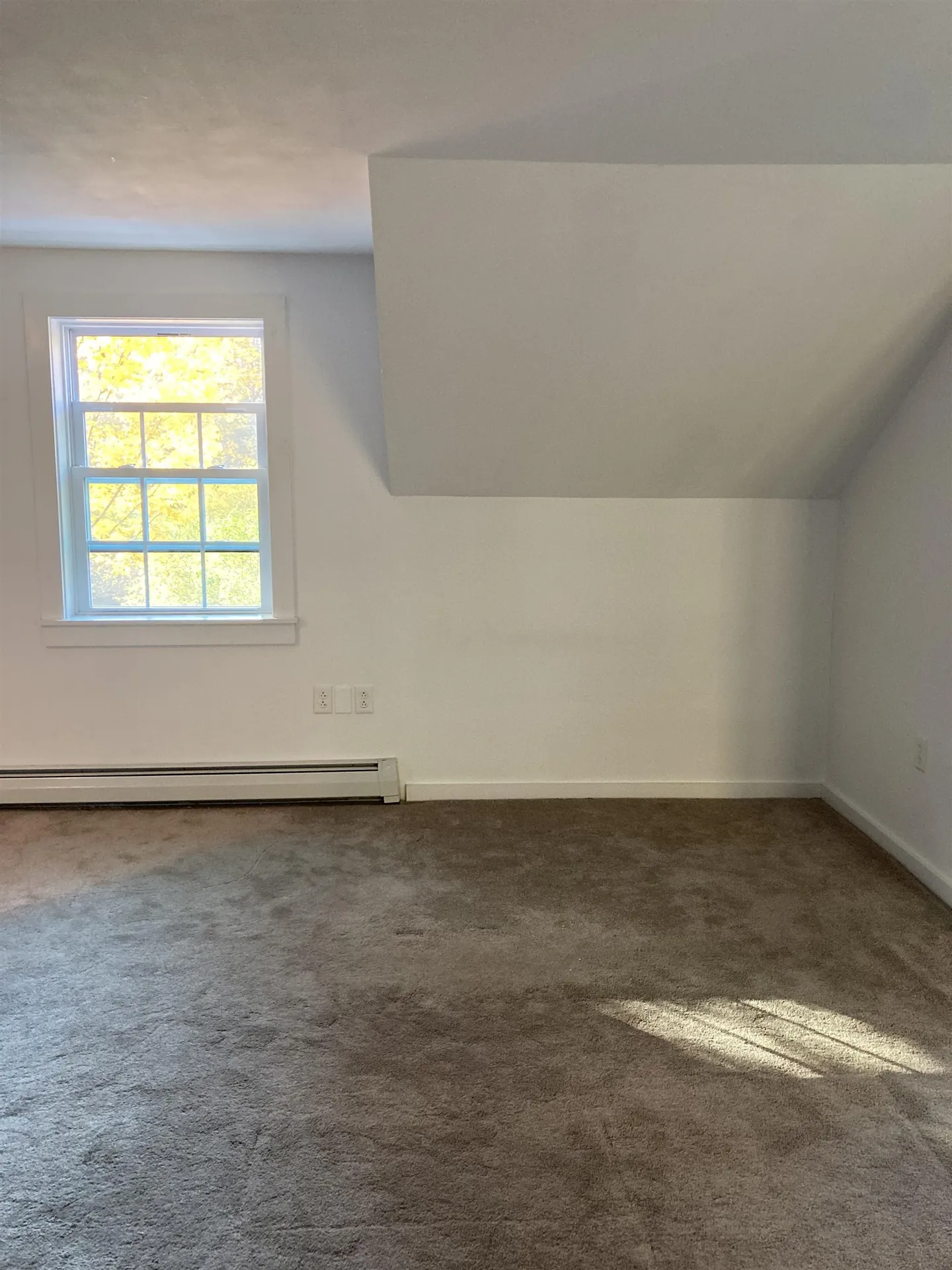 359 Pleasant Street Epping NH 03042
