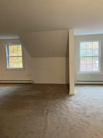 359 Pleasant Street Epping NH 03042