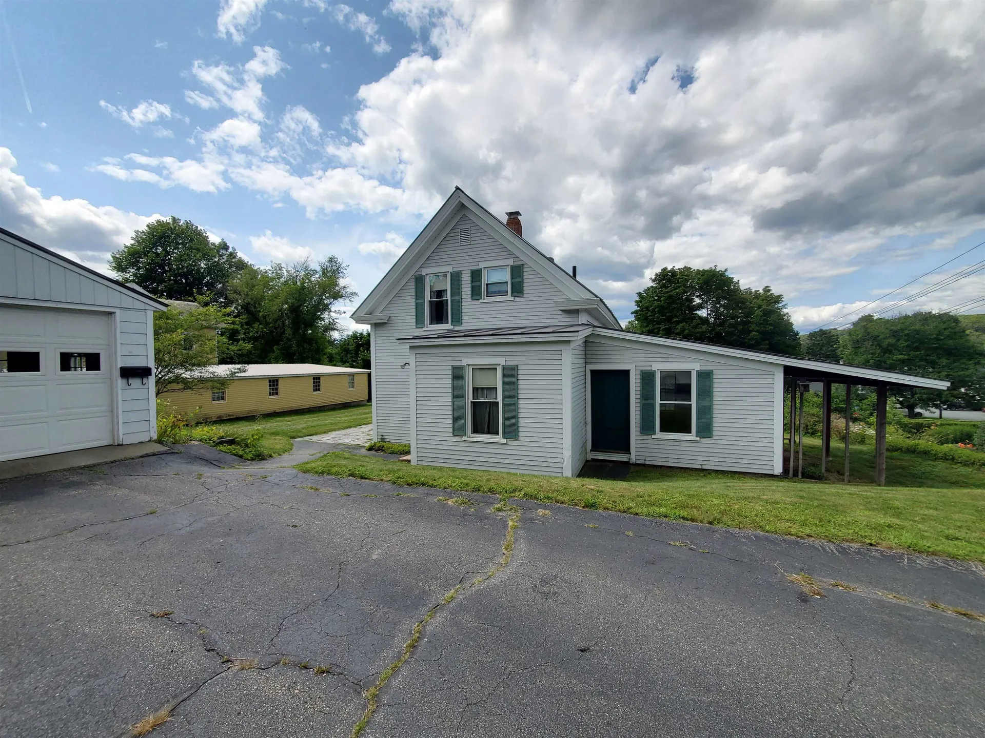 8 Highland Avenue Lebanon NH 03784