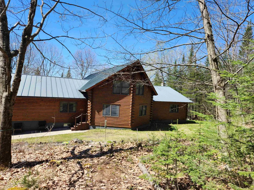 2059 Maple Street Bethlehem NH 03574