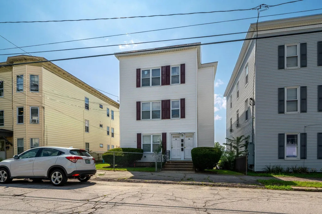 92 Wilson Street Manchester NH 03103