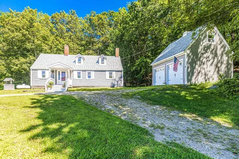 146 Second Crown Point Road Barrington NH 03825