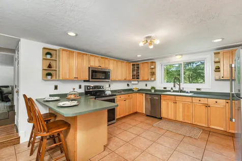 615 Bean Road Moultonborough NH 03254