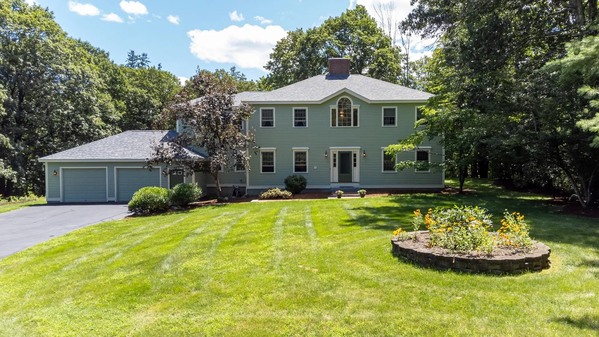 21 Chestnut Hill Road Amherst NH 03031