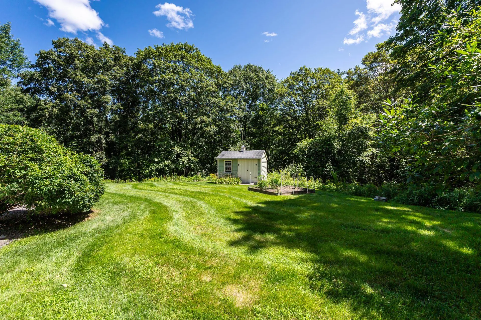 21 Chestnut Hill Road Amherst NH 03031