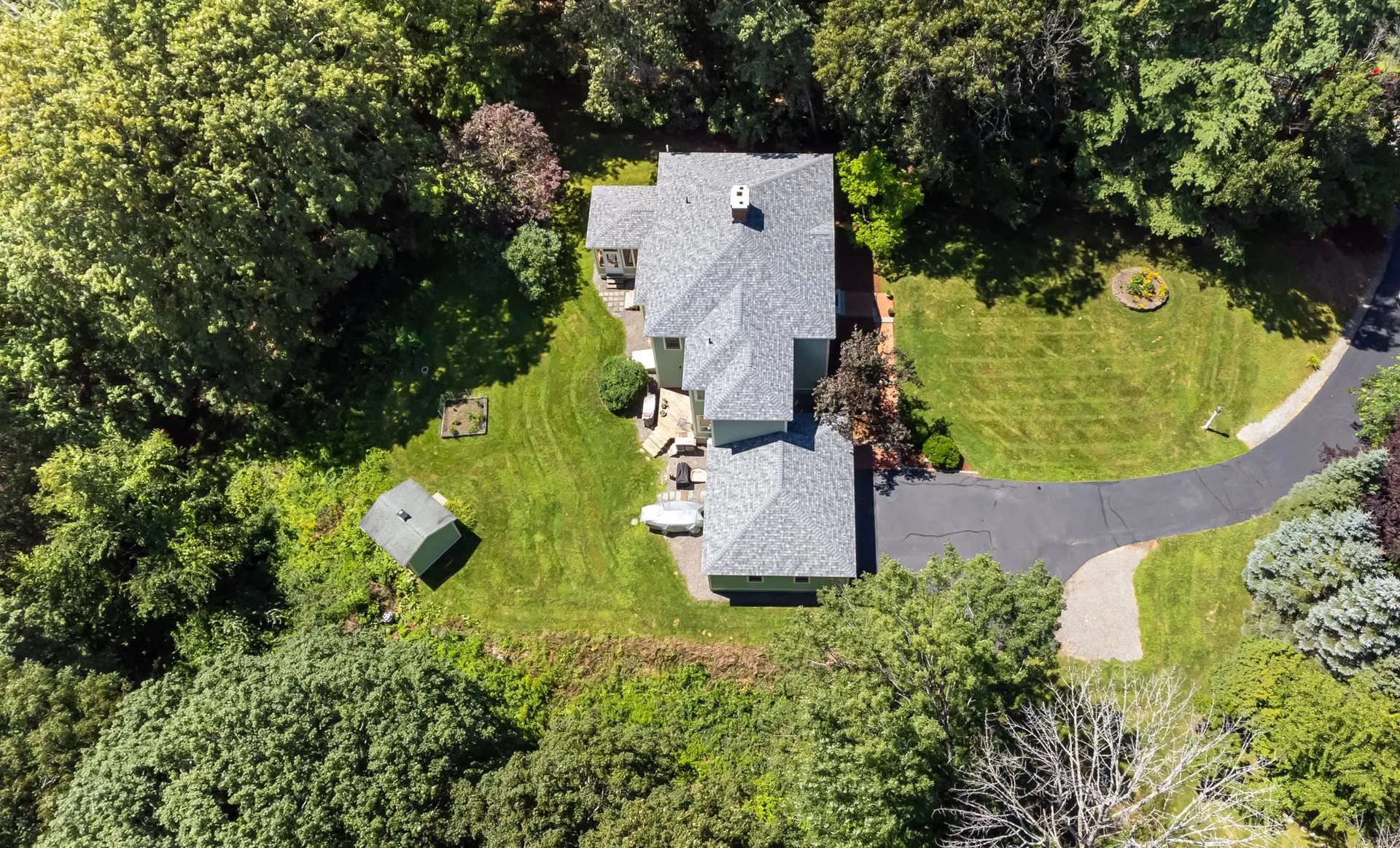 21 Chestnut Hill Road Amherst NH 03031