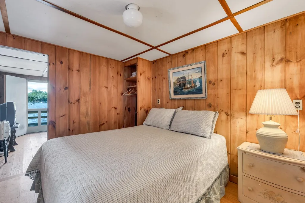 300 Castle Shore Road Moultonborough NH 03254