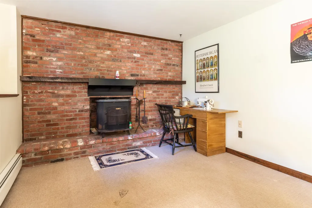 79 Wash Pond Road Hampstead NH 03841