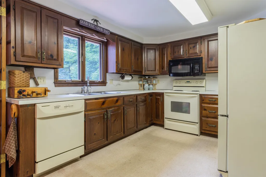 79 Wash Pond Road Hampstead NH 03841