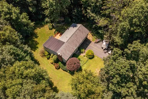 79 Wash Pond Road Hampstead NH 03841