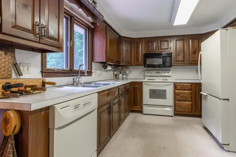 79 Wash Pond Road Hampstead NH 03841