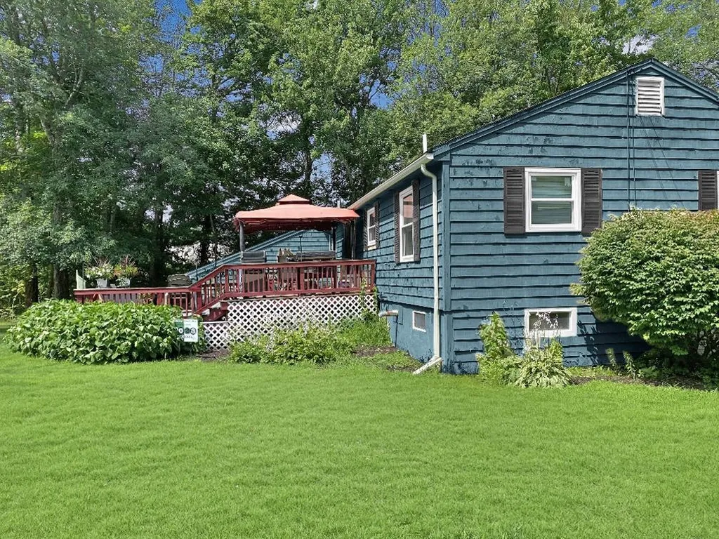 2 Hilton Road Dover NH 03820