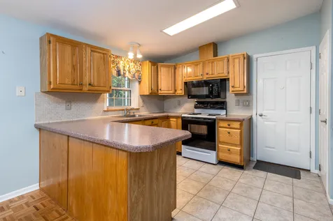 19 Granite Circle Hampstead NH 03841