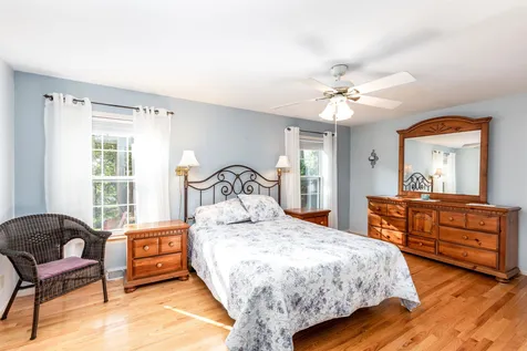 19 Granite Circle Hampstead NH 03841